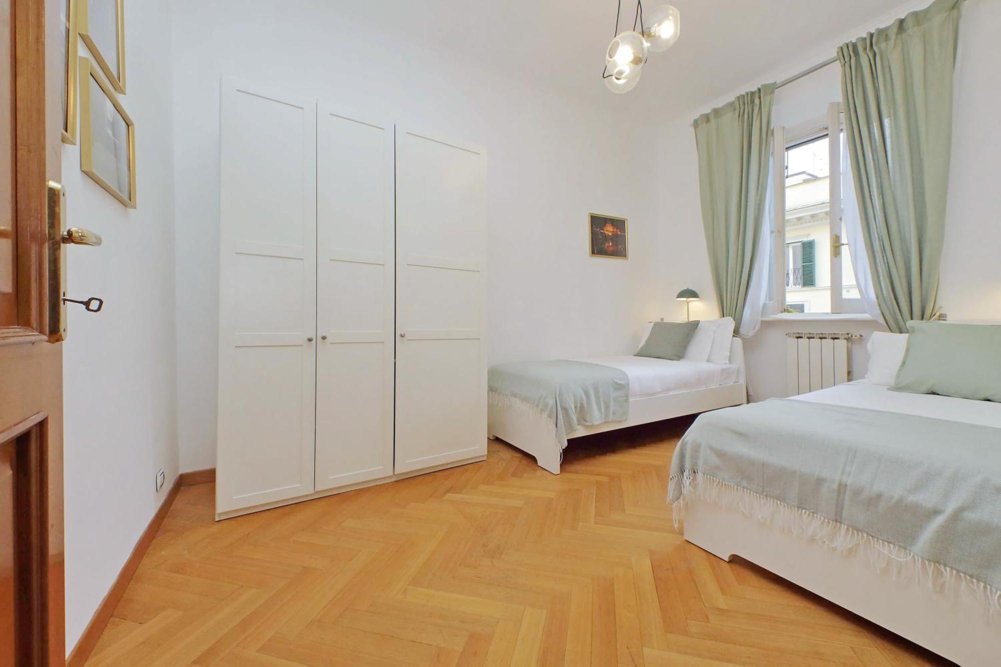 Ych-Comfortable 2 Bedrooms Flat Near Colosseum Roma Esterno foto